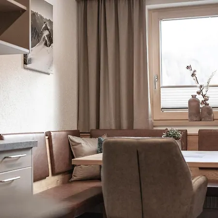 Gustls Ferienhaeusl Apartament Sölden