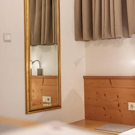 公寓 Gustls Ferienhaeusl 索尔登