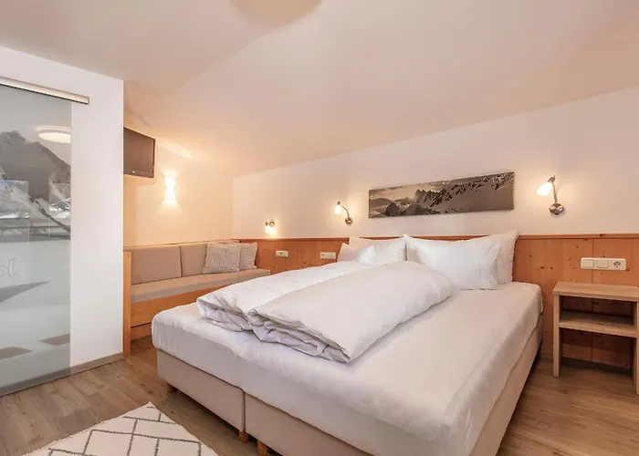 Gustls Ferienhaeusl * Зёльден